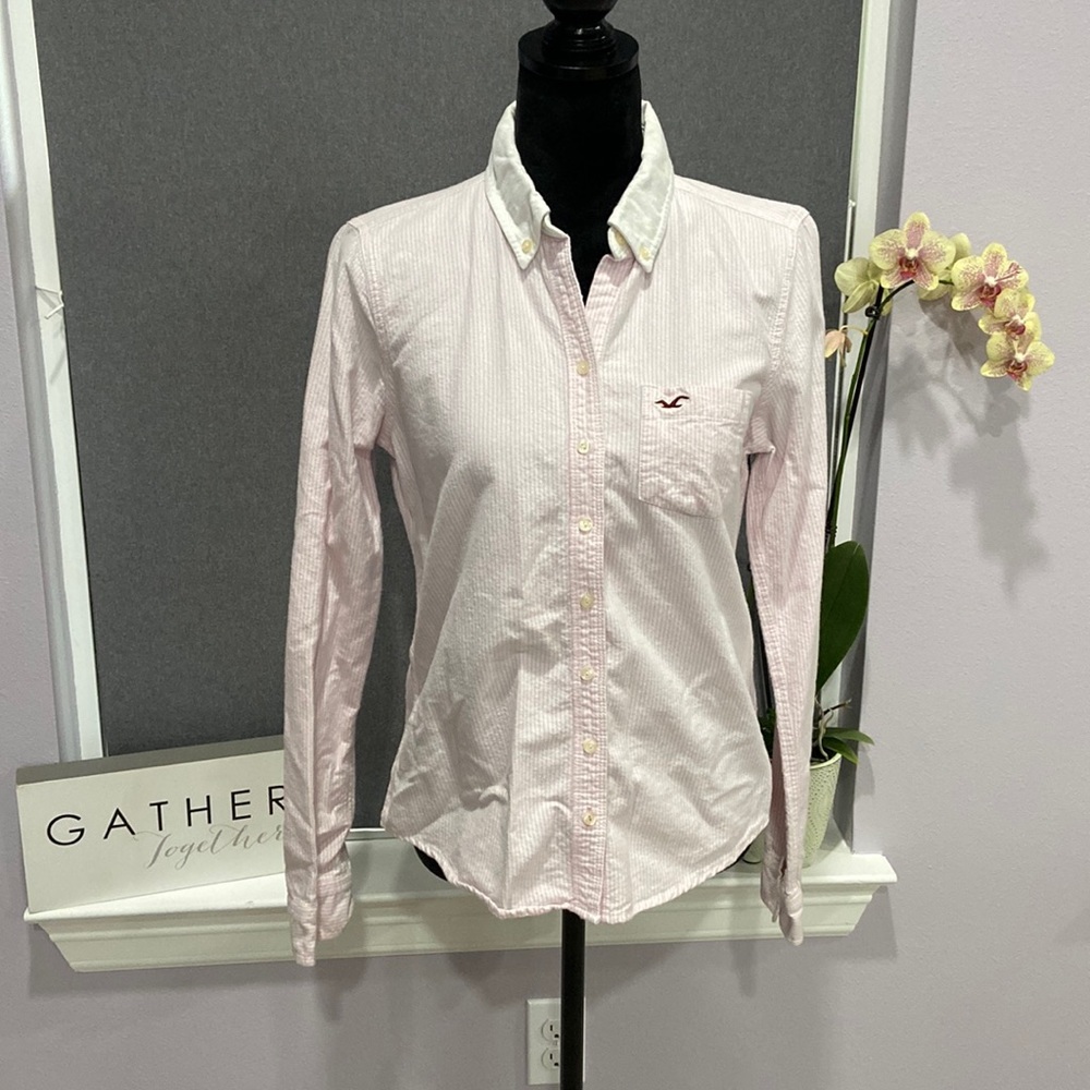 Hollister long sleeve shirt 💕